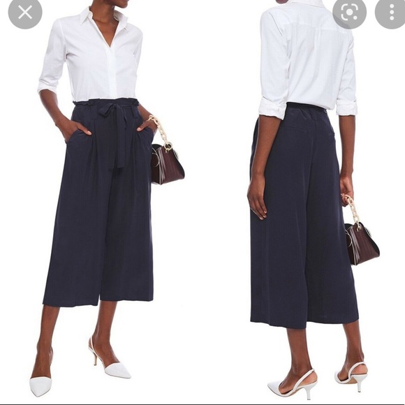 Like new loft wide leg crop pleated trousers w/ sash tie at waist. Dry-cleaned - Picture 1 of 9